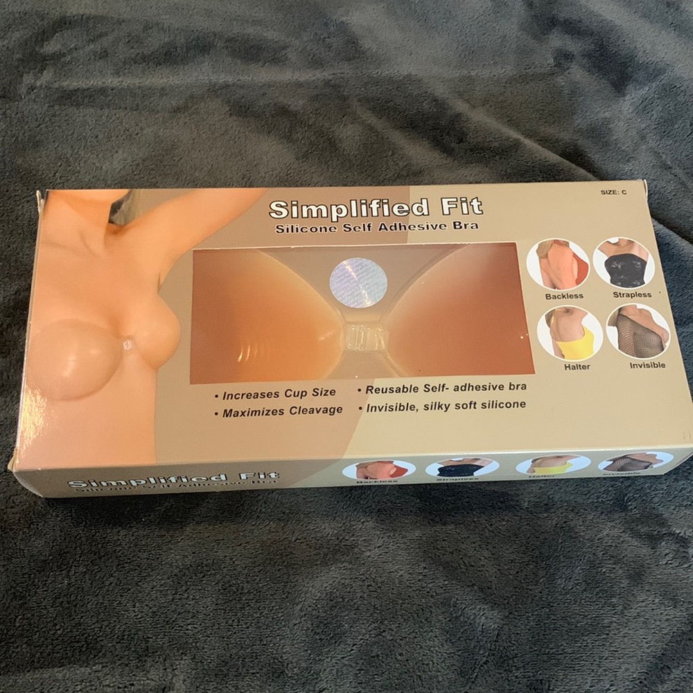 Simplified Fit silicone self adhesive bra